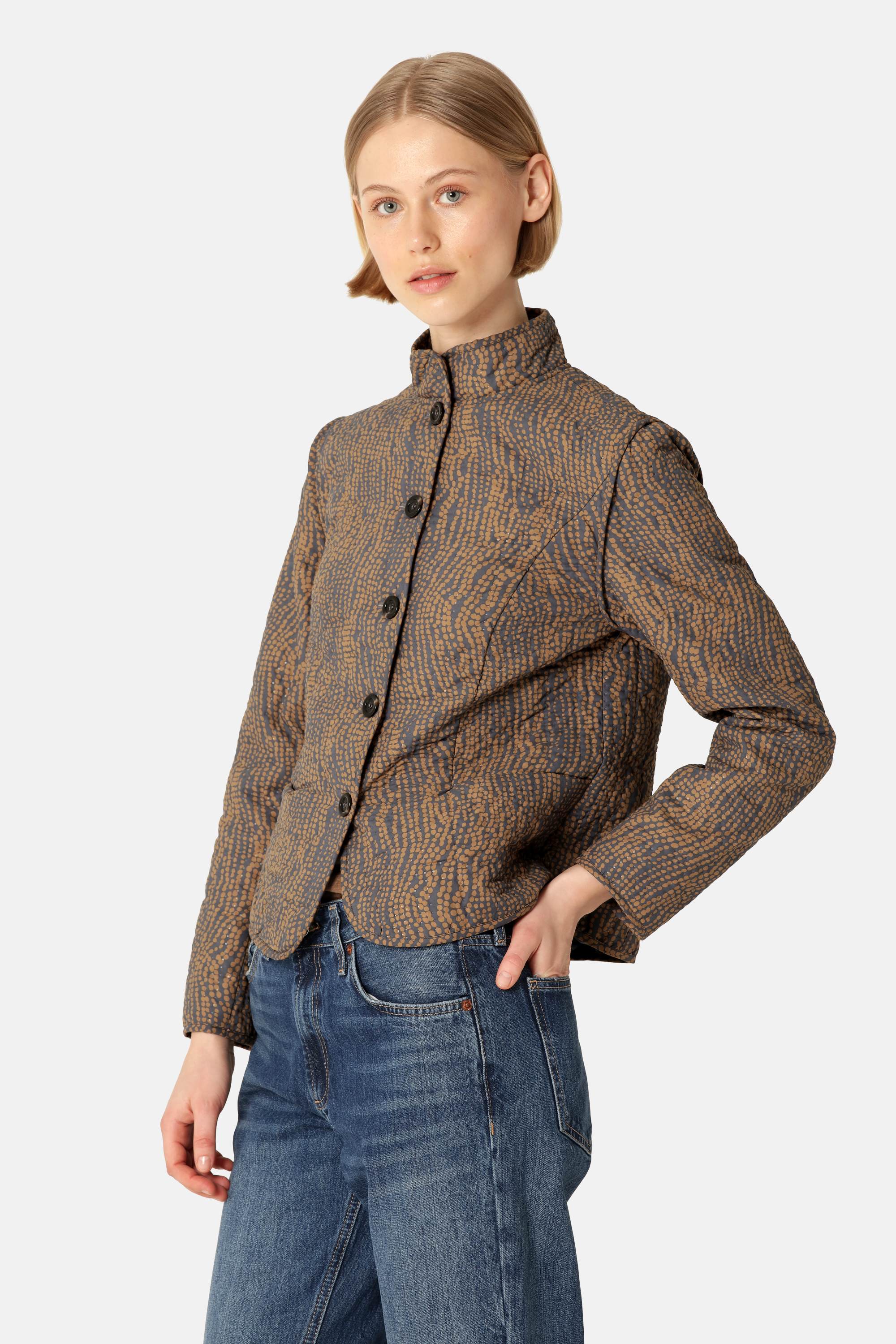 Short Quilted Jacket - Beige Dotted